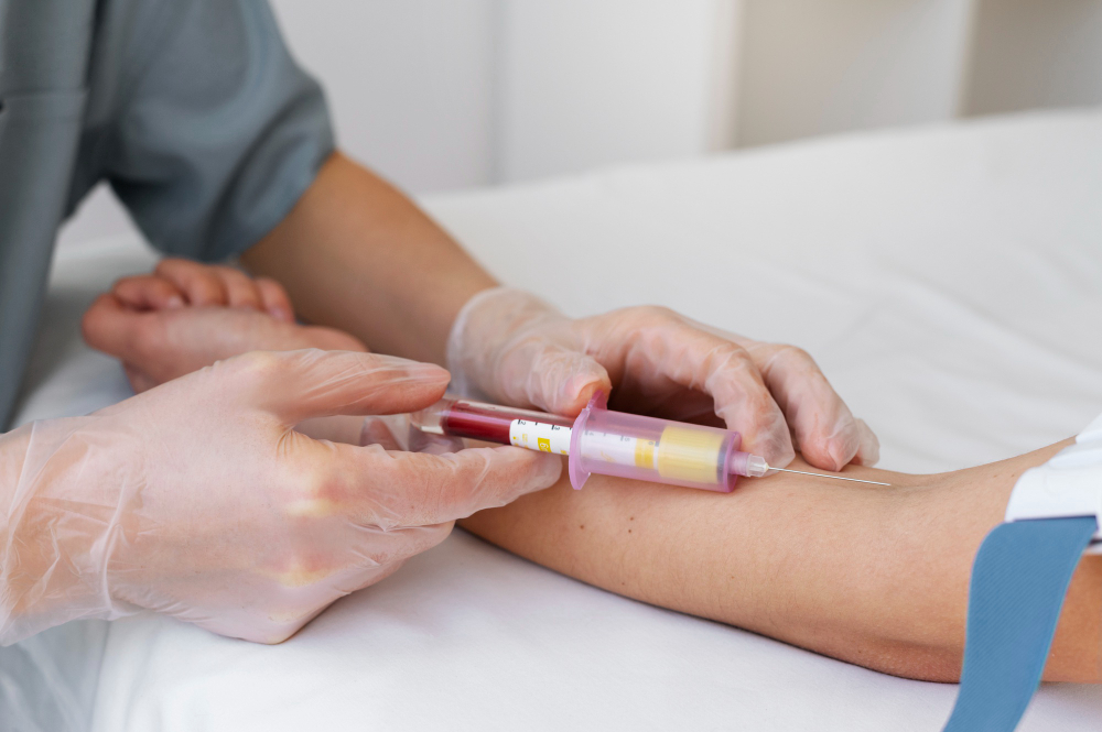 Read more about the article Affordable Blood Test for Home in Dubai: Quality Care Within Reach