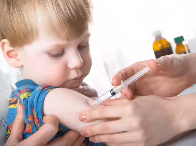 Chickenpox Vaccination at Home in Dubai