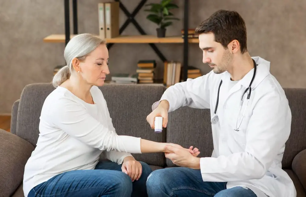 Read more about the article The Rise of Mobile Medical Services in Urban Dubai