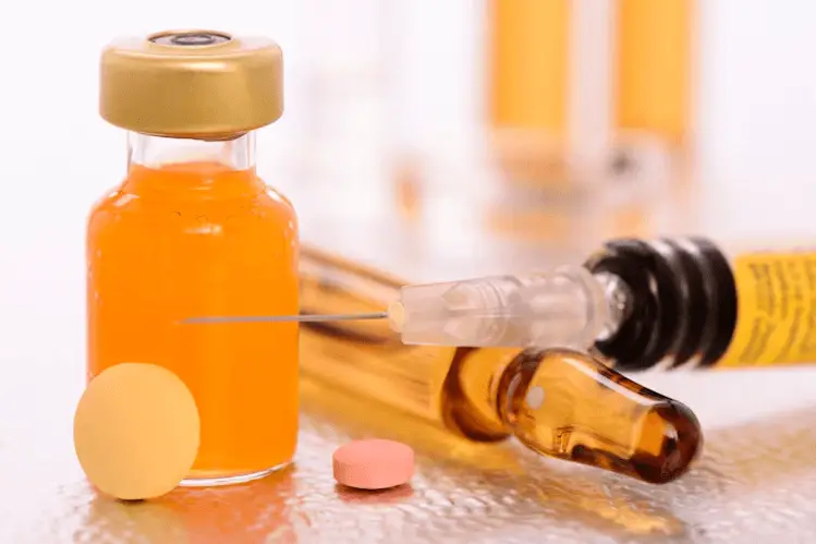 You are currently viewing Oral Supplements vs. Injections: Which Method Guarantees the Best Vitamin D Absorption?