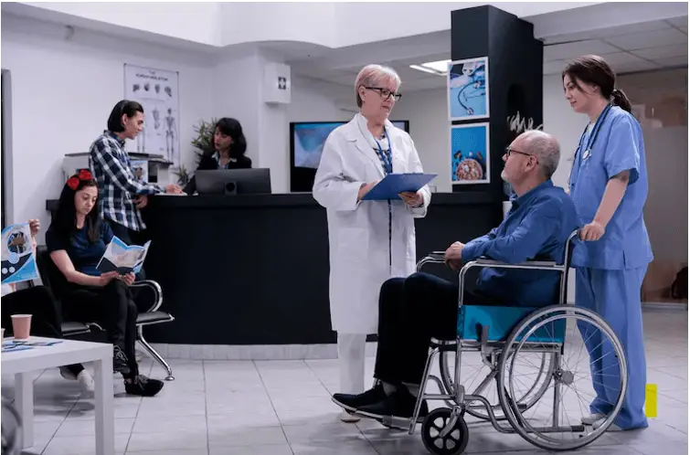 Read more about the article Elderly Care at Home in Dubai: Finding Compassionate, Certified Caregivers